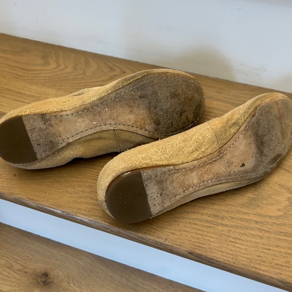 TORY BURCH LOGO BALLET FLATS DRESS SHOES GOLD SPARKLE SIZE 9.5 - Picture 4 of 10